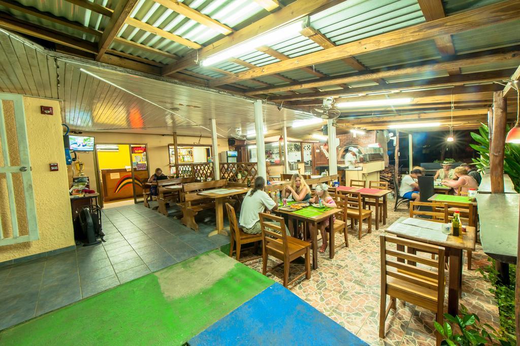 Hotel Posada Los Delfines Bocas Town Exterior foto